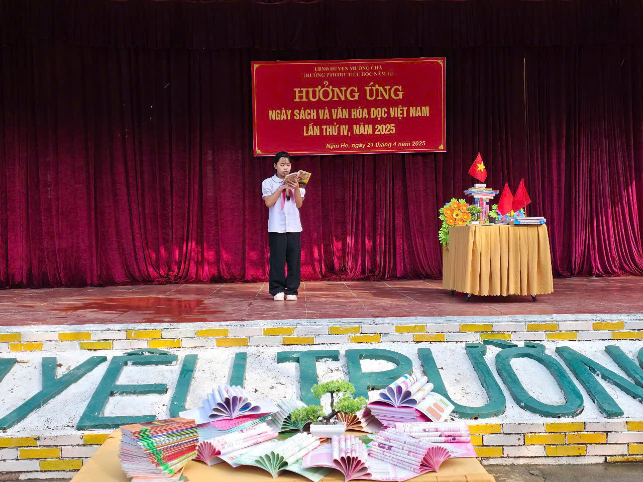 trang kể chuyện